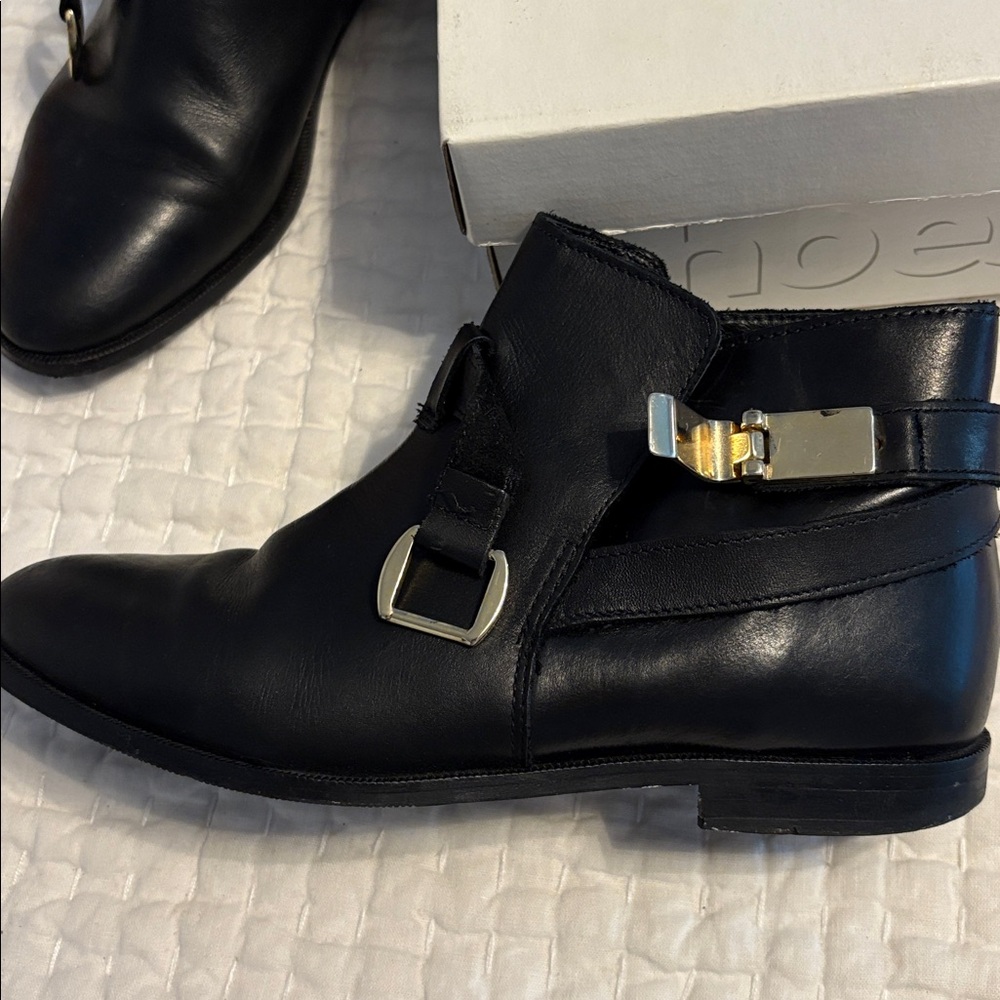 Topshop Black Leather women’s ankle boots - Picture 8 of 9